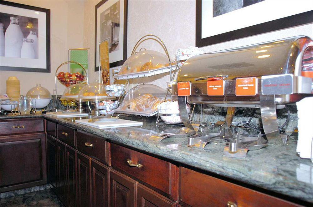 Hampton Inn Carlstadt At The Meadowlands Ngoại thất bức ảnh