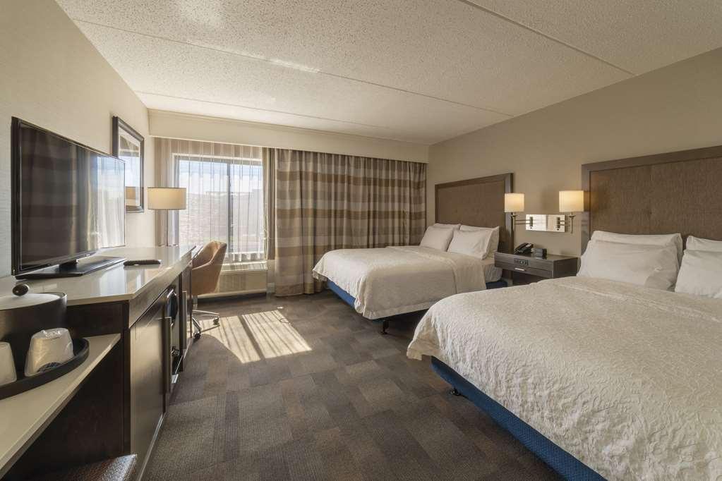 Hampton Inn Carlstadt At The Meadowlands Phòng bức ảnh