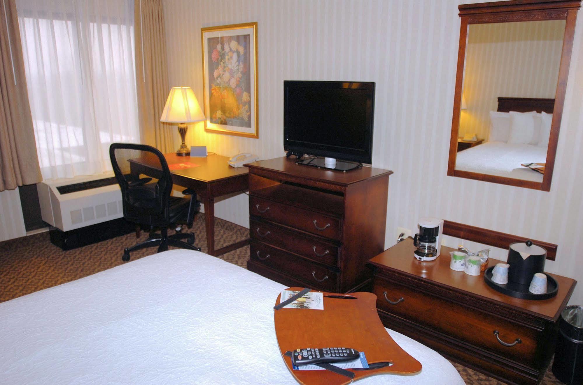 Hampton Inn Carlstadt At The Meadowlands Ngoại thất bức ảnh